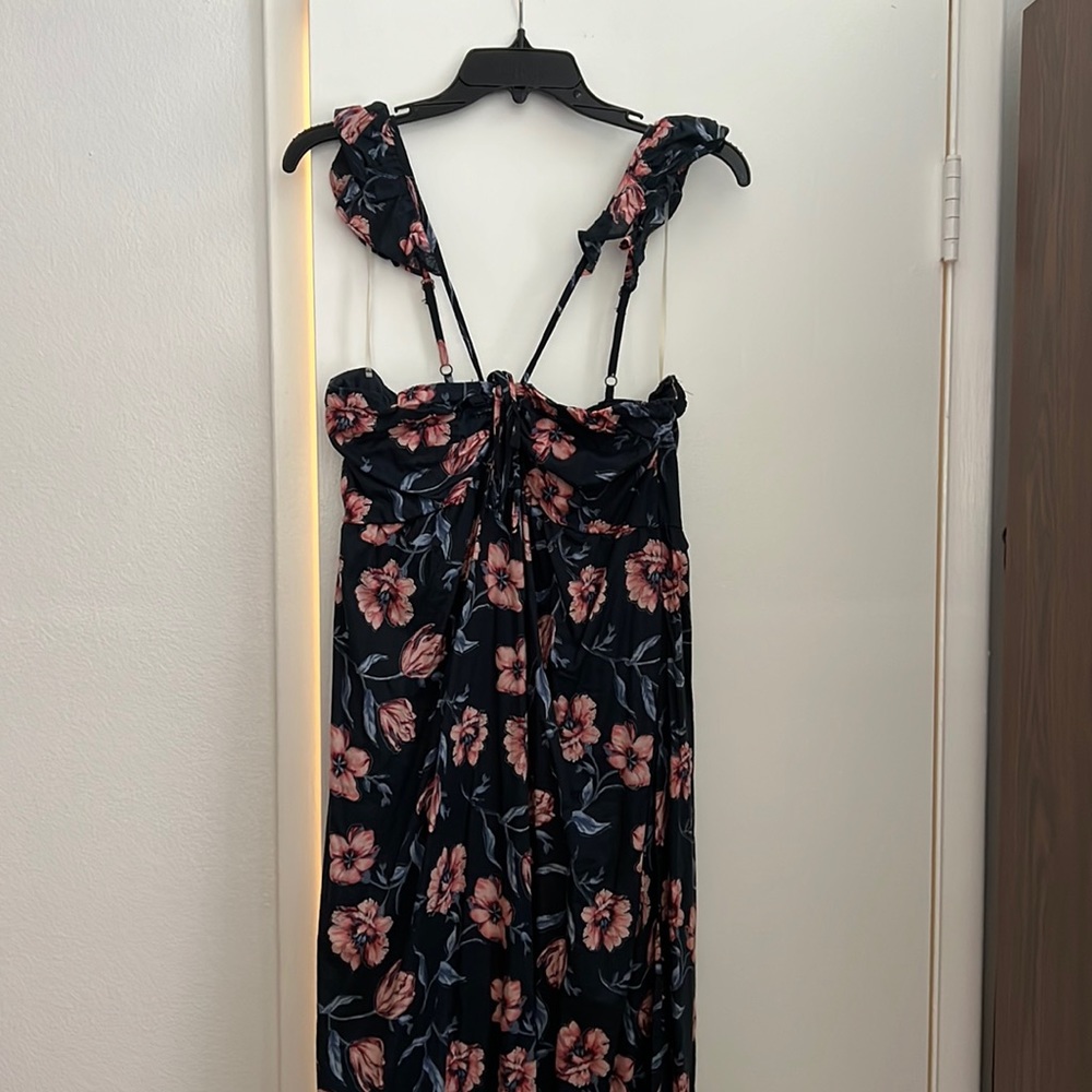 Women’s dress